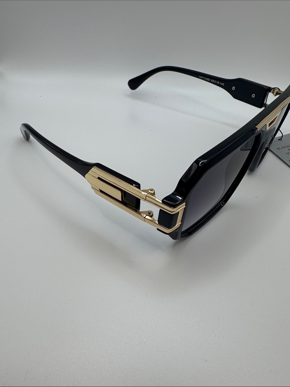 Black and Gold Men's Fashion Sunglasses - Picture 4 of 11